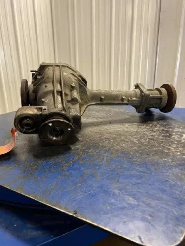 2004-2014 Nissan Armada Pathfinder Front Differential Carrier 2.94 Ratio OEM used OEM front differential carrier