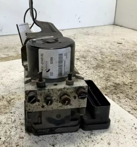2011 Ford Fiesta ABS Anti-Lock Brake Pump Module Assembly ID AE81-2C405-AC OEM used OEM ABS pump and module