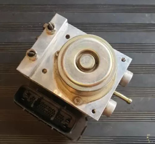 2004-2006 Nissan Maxima ABS Anti-Lock Brake Pump Control Module Assembly OEM used OEM ABS pump and module