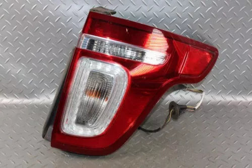 2011-2015 Ford Explorer Right Passenger Tail Light OEM used OEM tail light