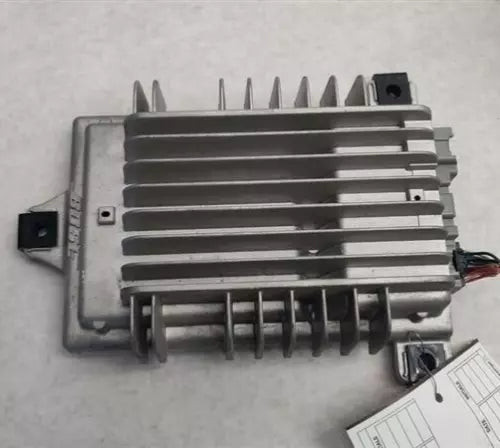 2010-2017 Chevy Traverse Radio Amplifier Bose OEM used OEM audio amplifier