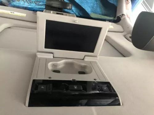 2015 Cadillac Esclade, Chevrolet Tahoe GPS TV Roof Mounted Display Screen OEM used OEM infotainment display