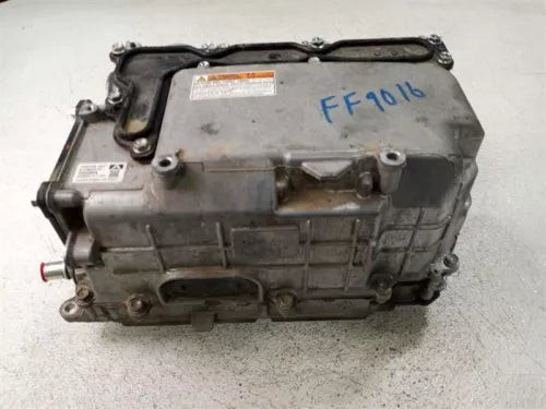 2010-2011 Toyota Prius Hybrid Converter Inverter Assembly DC Synergy Drive OEM used OEM hybrid inverter