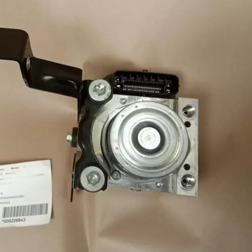 2016-2022 Toyota Tacoma ABS Anti Lock Brake Pump Control Module Assembly OEM used OEM ABS pump and module