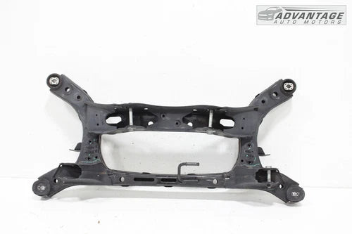 2021-2024 KIA K5 FWD REAR SUSPENSION SUBFRAME CROSSMEMBER CRADLE OEM used OEM rear subframe and crossmember