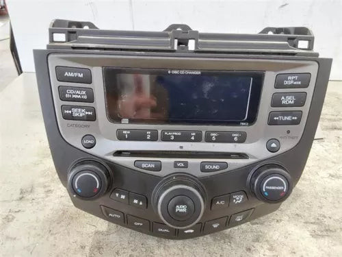 2003-2007 Honda Accord Radio AM FM Climate Control Temperature Panel OEM used OEM A/C climate control module