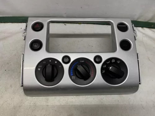 2007-2010 Toyota FJ Cruiser AC Climate Control Temperature ( Silver ) OEM used OEM A/C climate control module