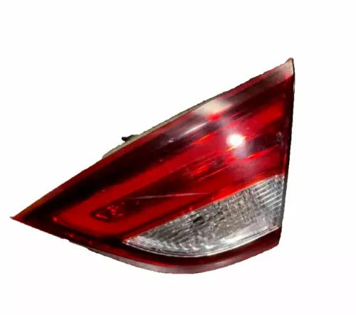 2015-2017 Chrysler 200 Tail Light Passenger Right Side LID MOUNTED OEM used OEM tail light