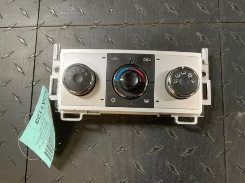 2008-2012 Chevy Malibu A/C Manual Heater Climate Temperature Control LT & LS OEM used OEM A/C climate control module