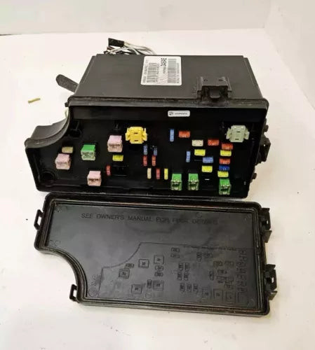 P04692346AE Dodge 2011 2014 Avenger Chrysler 200 Relay Fuse Box 2012 2013 used OEM fuse box or power module