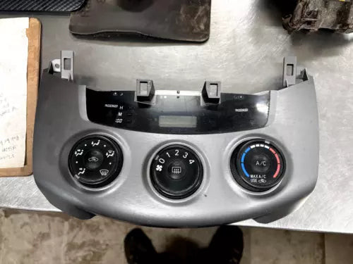 2006-2012 Toyota RAV4 AC Heater Temperature Climate Control Oem used OEM A/C climate control module
