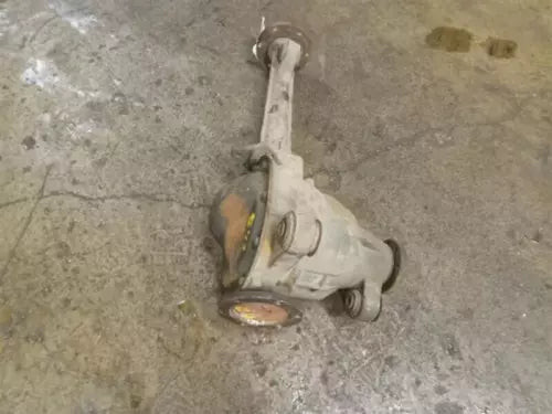 2004-2005 Ford F-150 New Style front Differential Carrier Assembly 3.55 Ratio Used OEM front differential carrier used OEM front differential carrier
