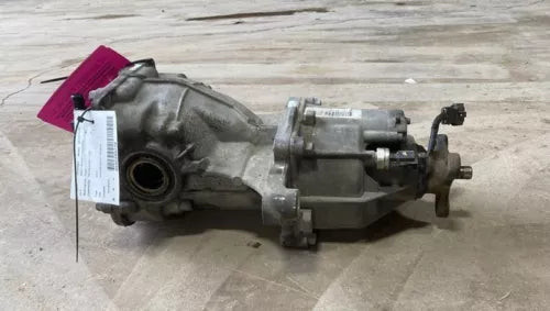 2013-2015 Hyundai Tucson Rear Axle Differential Carrier Assembly OEM Used used OEM differential carrier
