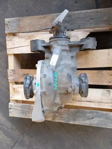2020 Cadillac CT6 Rear Differential Carrier Assembly 3.6L AWD Used OEM rear differential carrier used OEM rear differential carrier