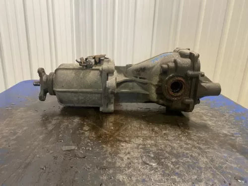 2011-2013 Kia Sorento Rear Axle Differential Carrier Assembly OEM Used used OEM differential carrier