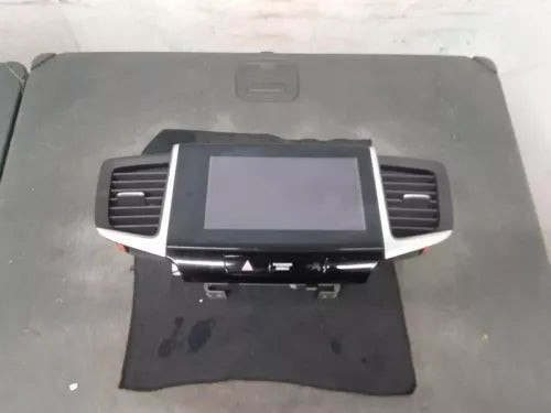 2016-2019 Honda Pilot Radio Receiver With Display US Market Touring OEM used OEM radio receiver