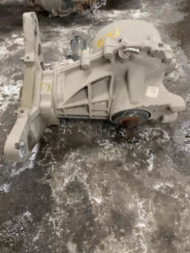 2019-2022 Jeep Cherokee Rear Differential Carrier 3.73 Ratio single speed Oem used OEM rear differential carrier