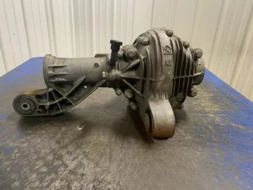 2011-2020 Dodge Durango Front Differential Carrier Assembly 3.45 Ratio OEM Used used OEM front differential carrier