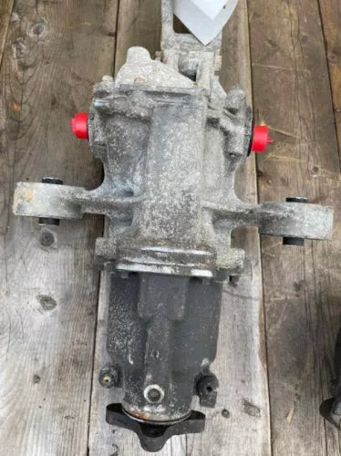 2005-2006 Chevrolet Chevy Equinox Rear Axle Differential Carrier Assembly OEM Used used OEM differential carrier