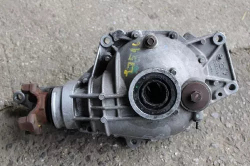 2002-2009 Chevrolet TrailBlazer Front Axle Differential Carrier Assembly 3.42 Ratio Used OEM differential carrier used OEM differential carrier