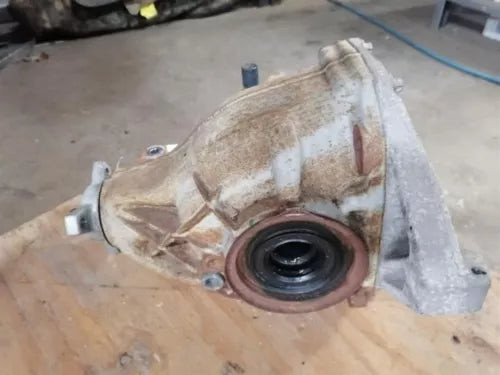 2011-2014 Dodge Charger 5.7L Rear Axle Differential Carrier ASSY 3.06 Ratio OEM used OEM differential carrier