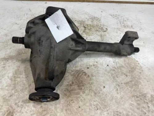 2001-2011 Dodge Dakota Front Axle Differential Carrier 3.92 Ratio OEM Used used OEM differential carrier