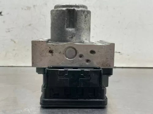 2011-2012 Honda Accord 2.4L Sedan AT ABS Anti-Lock Brake Pump Assembly OEM used OEM ABS pump and module