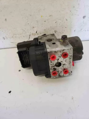 2004-2005 Ford F-150 F150 ABS Anti-Lock Brake Pump Module Assembly 4x2 OEM used OEM ABS pump and module