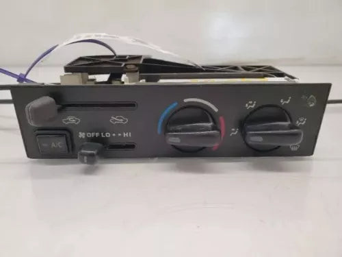 1997-2000 Toyota Tacoma A/C AC Heater Temperature Climate Control OEM used OEM A/C climate control module