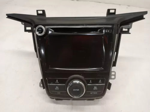 2014 - 2017 Honda Odyssey AM FM CD Player Radio Receiver OEM used OEM radio receiver