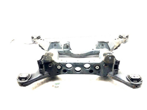 2013-2019 MERCEDES GL450 X166 REAR SUBFRAME OEM used OEM rear subframe and crossmember