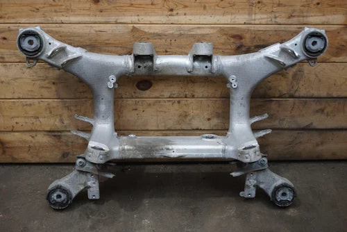 Rear Suspension Subframe Crossmember OEM 33316883918 BMW 740i 750 G11 G12 16-20 used OEM rear subframe and crossmember