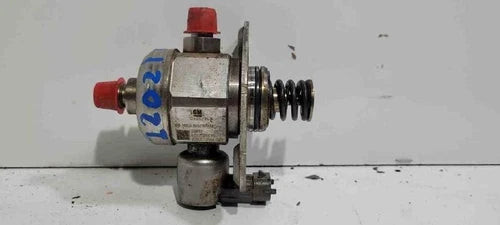 2009-2011 Chevy Traverse 3.6L Fuel Pump High Pressure Engine Mounted OEM used OEM fuel pump