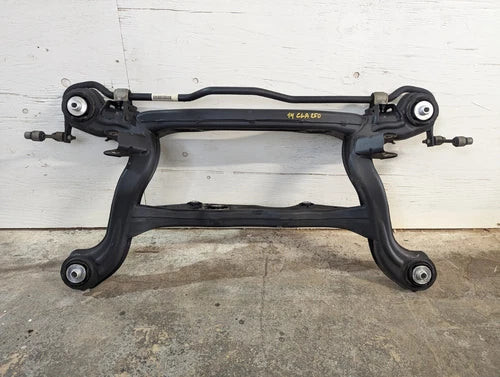 14-19 MERCEDES BENZ CLA250 W117 REAR AXLE CARRIER CROSS MEMBER SUB FRAME OEM used OEM rear subframe and crossmember