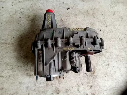 2007-2008 Dodge Dakota Transfer Case Assembly Model NV244 Used used OEM transfer case