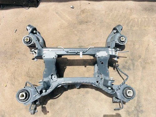 2008–2014 CADILLAC CTS RWD REAR SUSPENSION CROSSMEBER SUBFRAME ASSY OEM used OEM rear subframe and crossmember