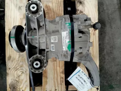 2015-2020 Dodge Charger Challenger Rear Differential Carrier RWD 2.62 Ratio Oem used OEM differential carrier