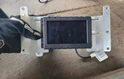 2018-2020 Ford F150 Radio Information Front Display Screen 4.2" Used used OEM display screen