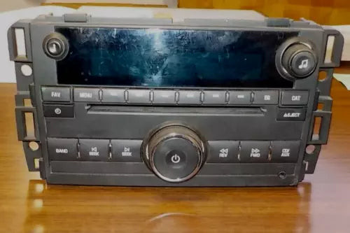 2007-2013 Chevrolet Silverado 1500 2500 3500 CD MP3 Player Radio Receiver Oem used OEM radio or infotainment unit