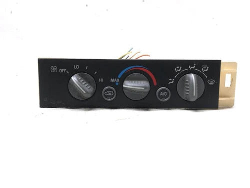 1996-2000 Chevy Suburban 1500 2500 Tahoe Yukon AC Heater Temperature Control OEM used OEM climate control