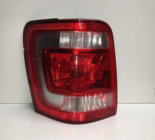 2008-2012 FORD ESCAPE Brake Tail Light Lamp LH Left Driver Side OEM 08 09 10 11 used OEM tail light