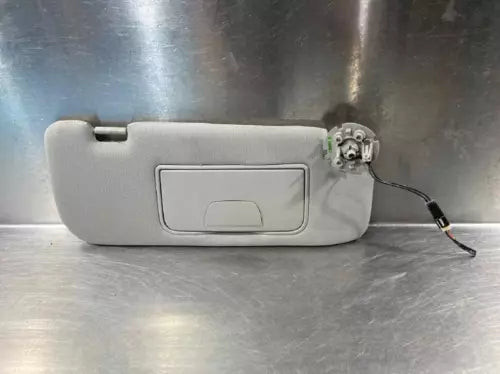 Passenger Sun Visor Illuminated Fits 2012-2015 Chevrolet CAPTIVA SPORT used OEM sun visor