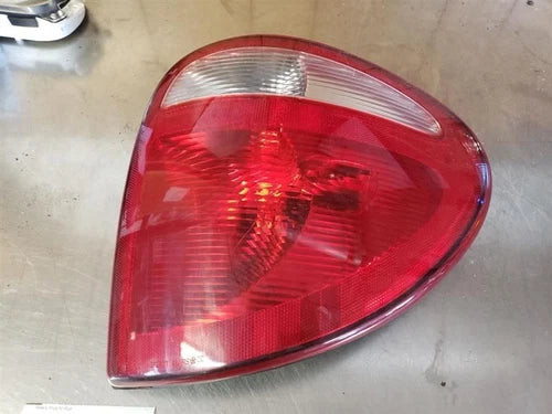 2004-2007 DODGE CARAVAN Tail Light Lamp Right Passenger Side RH OEM 04 05 06 07 used OEM tail light