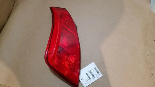NISSAN MURANO 2003-2005 REAR LEFT DRIVER SIDE TAIL LIGHT LAMP OEM used OEM tail light