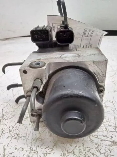 ABS Anti-Lock Brake Pump 1999 Toyota Camry 4405033020 used OEM ABS pump and module