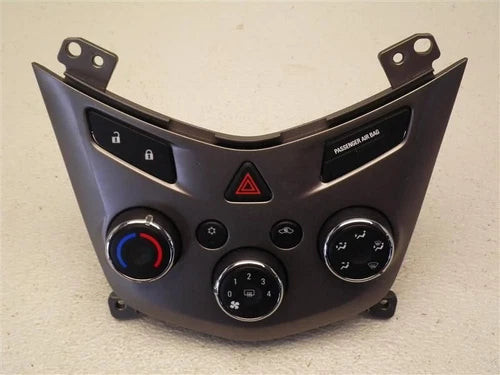 2012 CHEVY SONIC Heater AC A/C Temperature Climate Control Switch Knob OEM 12 used OEM climate control