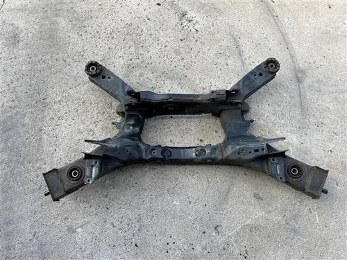 2013-2020 Nissan Pathfinder Rear Subframe crossmember Engine Cradle 4x4 AWD OEM used OEM rear subframe and crossmember