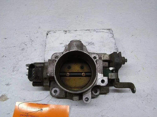 Throttle Body Throttle Valve Assembly Fits 2004-2007 Ford FREESTAR used OEM throttle body
