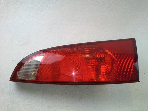 Driver Left Tail Light Hatchback 5 Door Fits 2000-2007 FOCUS used OEM tail light