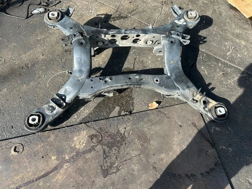 DODGE DURANGO GRAND CHEROKEE OEM REAR CRADLE CROSSMEMBER SUB FRAME SUBFRAME used OEM rear subframe and crossmember